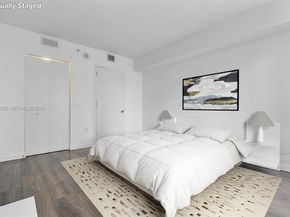 31 SE 6th St 2008, Miami FL 33131