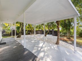 550 Cardinal St, Miami Springs FL 33166