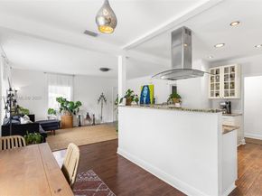 550 Cardinal St, Miami Springs FL 33166