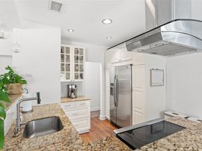 550 Cardinal St, Miami Springs FL 33166