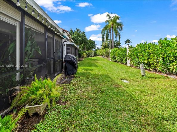 7464 S Pinewalk Dr S 8118, Margate FL 33063