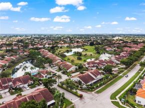 7464 S Pinewalk Dr S 8118, Margate FL 33063