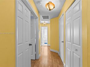 7464 S Pinewalk Dr S 8118, Margate FL 33063