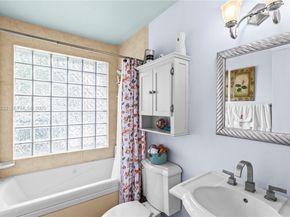 7464 S Pinewalk Dr S 8118, Margate FL 33063