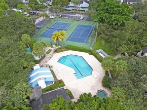 1846 Racquet Ct, North Lauderdale FL 33068