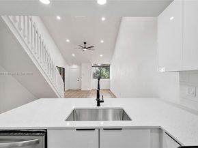 1846 Racquet Ct, North Lauderdale FL 33068
