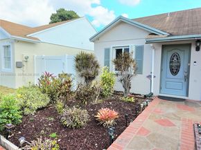 20317 NW 33rd Ave, Miami Gardens FL 33056