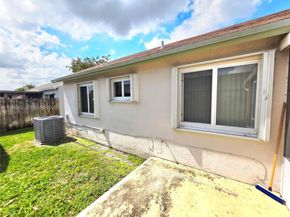 20317 NW 33rd Ave, Miami Gardens FL 33056
