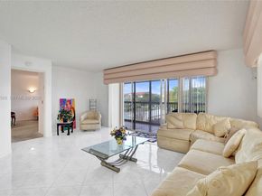 12955 SW 16th Ct 314M, Pembroke Pines FL 33027