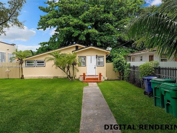 2447 NW 42nd St, Miami FL 33142