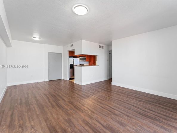 36 NW 6th Ave 502, Miami FL 33128