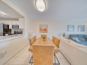 3849 NE 169th St 412, North Miami Beach FL 33160