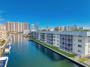 3849 NE 169th St 412, North Miami Beach FL 33160