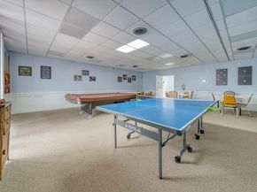 3849 NE 169th St 412, North Miami Beach FL 33160