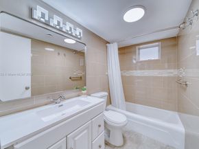 3849 NE 169th St 412, North Miami Beach FL 33160