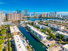 3849 NE 169th St 412, North Miami Beach FL 33160