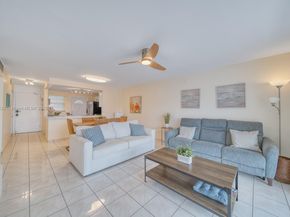 3849 NE 169th St 412, North Miami Beach FL 33160