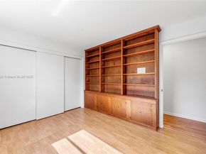 1561 SW 72nd Ave, Plantation FL 33317