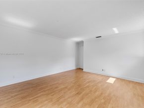 1561 SW 72nd Ave, Plantation FL 33317