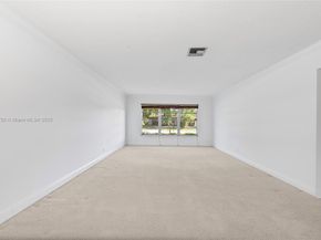 1561 SW 72nd Ave, Plantation FL 33317