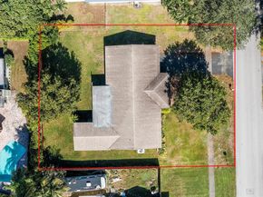 1561 SW 72nd Ave, Plantation FL 33317