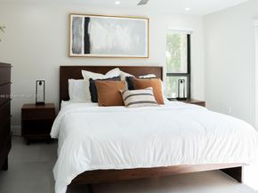 400 Valencia Ave 3, Coral Gables FL 33134