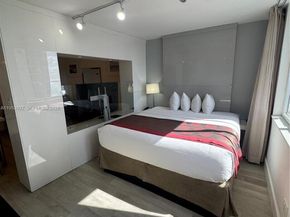 19201 Collins Ave 1004, Sunny Isles Beach FL 33160