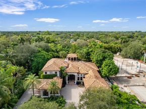 7030 SW 72nd Ct, Miami FL 33143