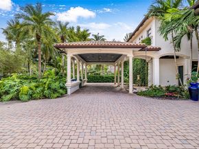 7030 SW 72nd Ct, Miami FL 33143