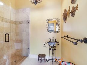 7030 SW 72nd Ct, Miami FL 33143