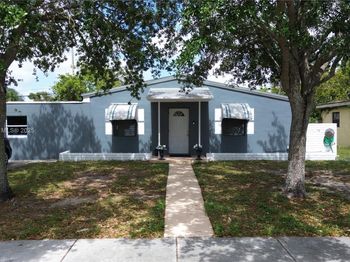 4441 SW 33rd Dr