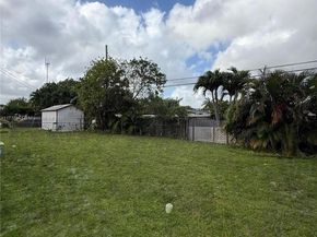 4441 SW 33rd Dr, West Park FL 33023