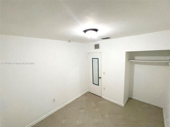 4441 SW 33rd Dr, West Park FL 33023