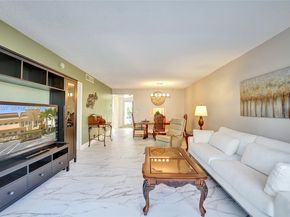 851 NE 14th Ave 401, Hallandale Beach FL 33009