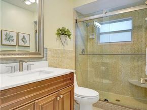 851 NE 14th Ave 401, Hallandale Beach FL 33009