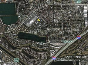 915 NE 199th St 20615, Miami FL 33179