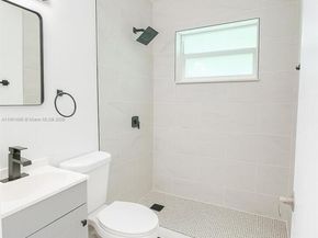 6317 Cleveland St, Hollywood FL 33024