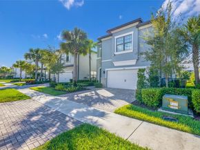 2454 Primrose Pl, Oakland Park FL 33309