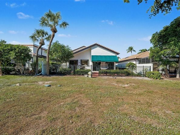 6438 Via Rosa, Boca Raton FL 33433