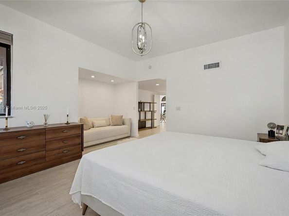 6438 Via Rosa, Boca Raton FL 33433