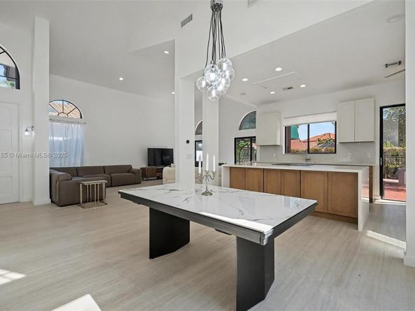 6438 Via Rosa, Boca Raton FL 33433