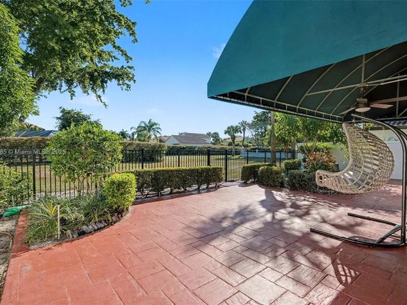6438 Via Rosa, Boca Raton FL 33433