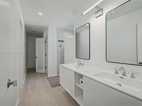 6438 Via Rosa, Boca Raton FL 33433