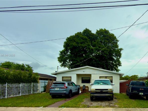 15251 Railroad Dr, Miami Gardens FL 33054