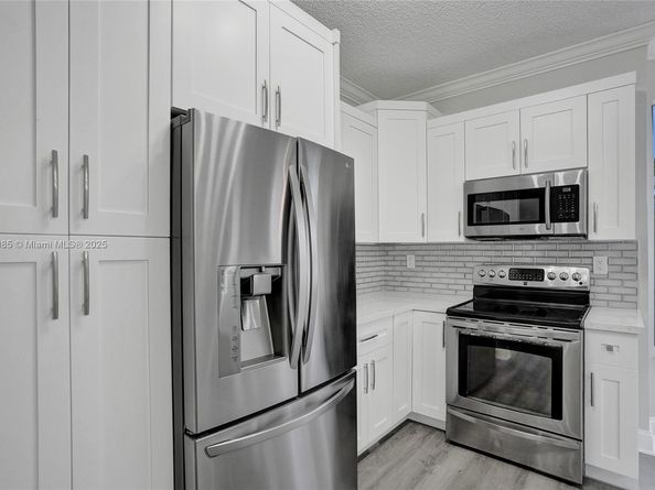 12205 NW 56th Ct, Coral Springs FL 33076