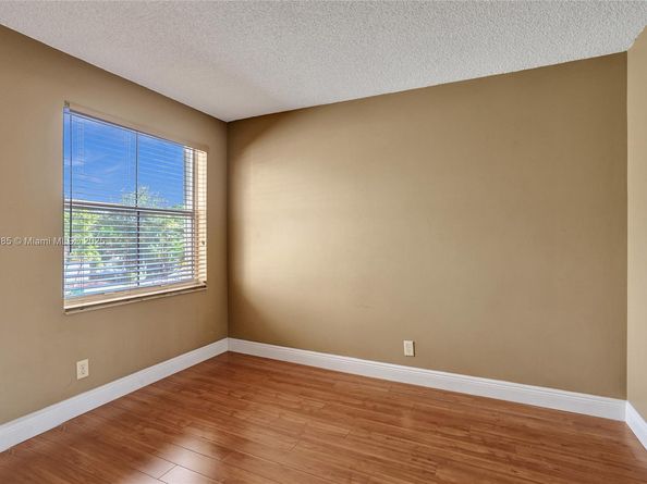 12205 NW 56th Ct, Coral Springs FL 33076