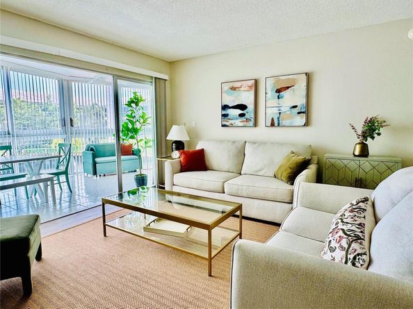 Undisclosed Address #A11914046, Fort Lauderdale FL 33308