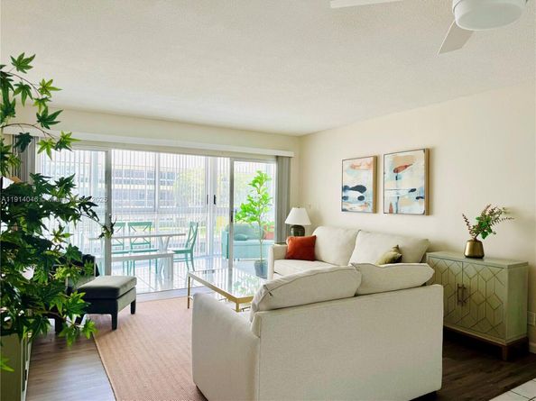 Undisclosed Address #A11914046, Fort Lauderdale FL 33308