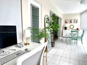 Undisclosed Address #A11914046, Fort Lauderdale FL 33308