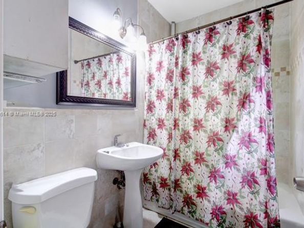 2655 SW 34th Ct, Miami FL 33133